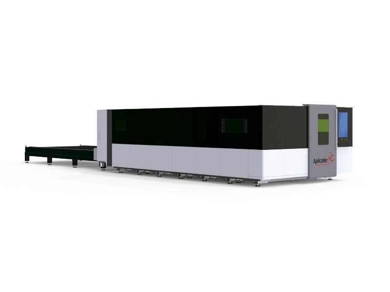 Máquina de corte a laser de alta potência para chapas metálicas com carenagem